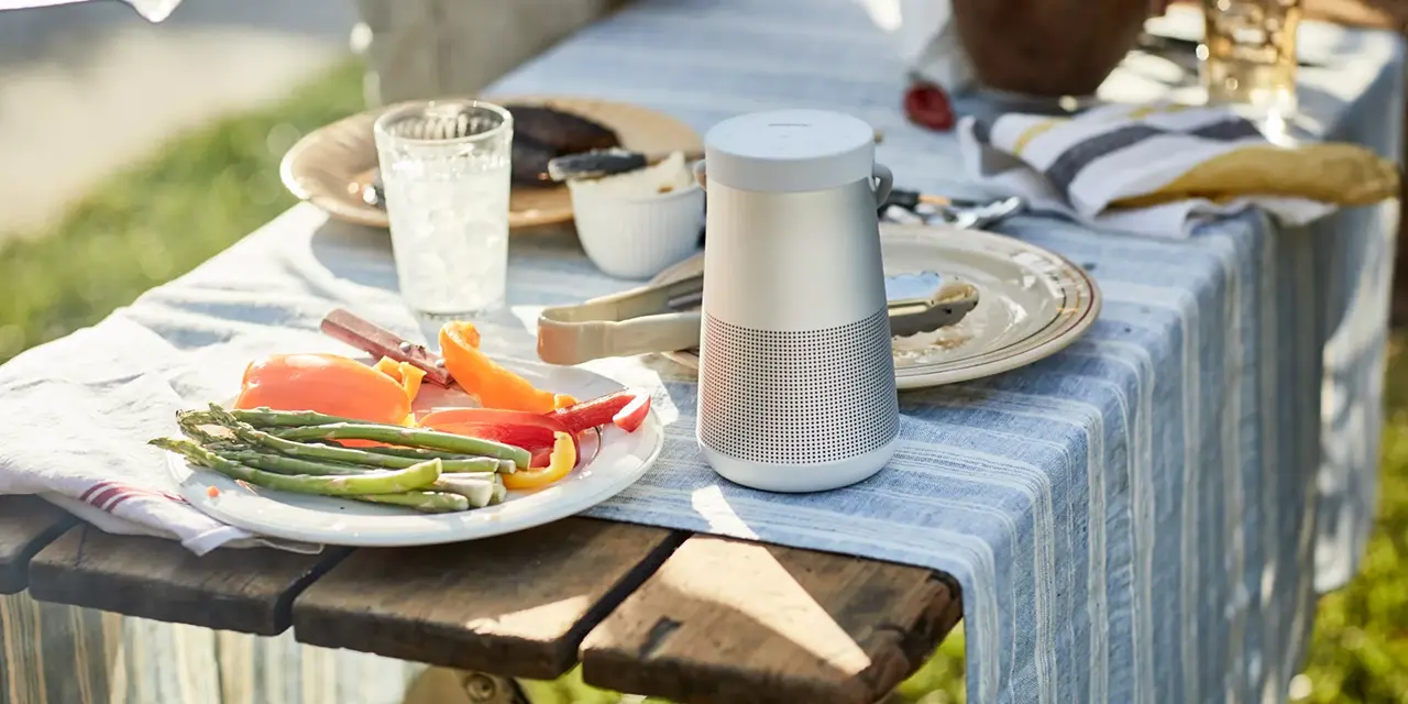 product - Loa Bluetooth SoundLink Revolve+ II